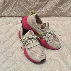 Sorel Women's Sneakers in Beige and Pink